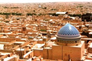 حمله به دفتر امام جمعه یزد توسط عده ای ناشناس
