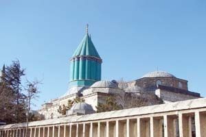دیدگاه برخی اندیشمندان جهان درباره شخصیت مولانا