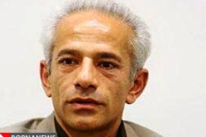 محمد خاکپور سرمربی تیم فوتبال استیل آذین شد