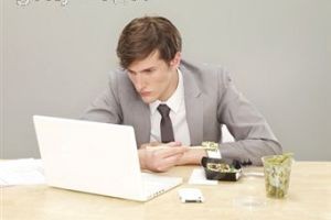 7 نکته برای غذا خوردن در محل کار