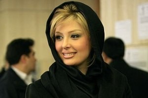 یادداشت نیوشا ضیغمی درباره سفر به خانه خدا