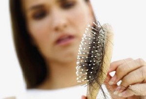 آیا موهایتان روز به روز کمتر می شود؟
