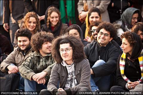 همایش دختر و پسرهای مو فرفری تهران (+عکس)