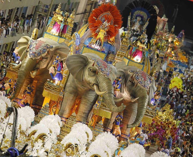 عکس های بسیار دیدنی از جشن شادی در برزیل