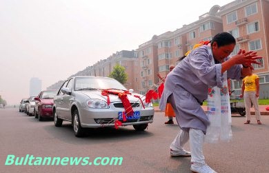 رکورد بسیار عجیب و خارق العاده یک زن چینی