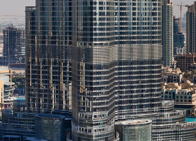 تصاویری دیدنی از ساختمان شگفت آور دبی