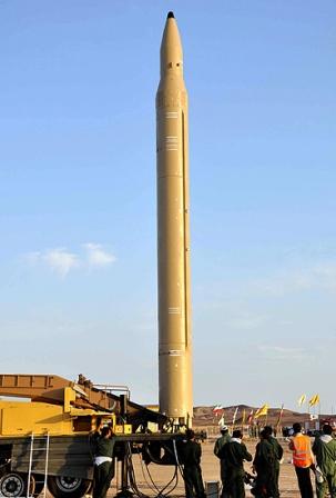 ایران یک موشک جدید آزمایش کرد (+تصاویر)