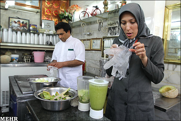 عکسهای آب میوه با طعم عشق در تهران!