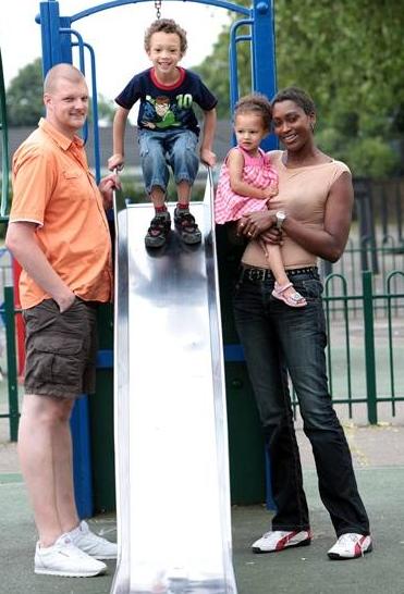 بلند قد ترین زوج جهان در کنار فرزندانشان + عکس