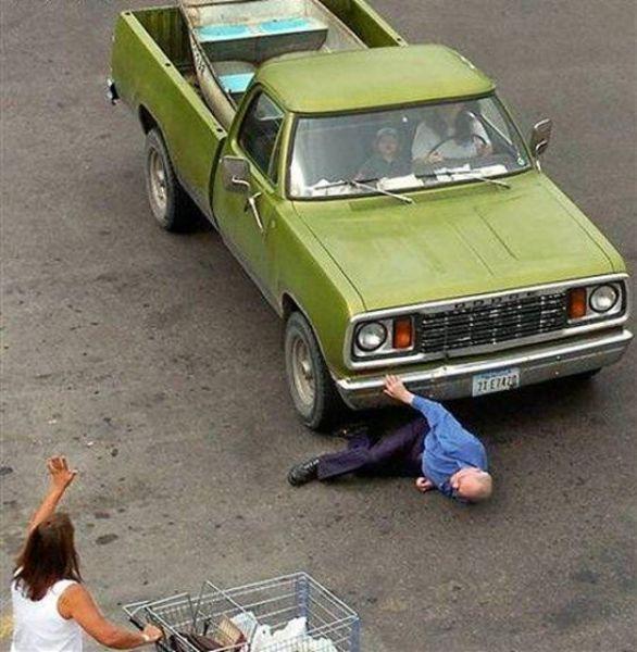 عکس های خنده دار از شاهکارهای رانندگی خانوم ها