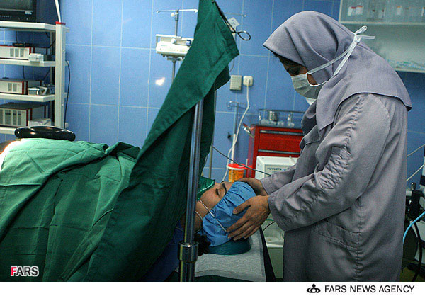 عکس های زایمان یک زن به وسیله هیپنوتیزم در ایران