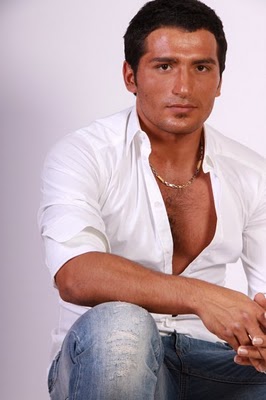 عکس مانکنی فوتبالیست ایرانی در فیس بوک!