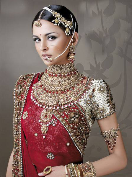 عکس های زیبا و چشم نواز از آرایش عروس هندی