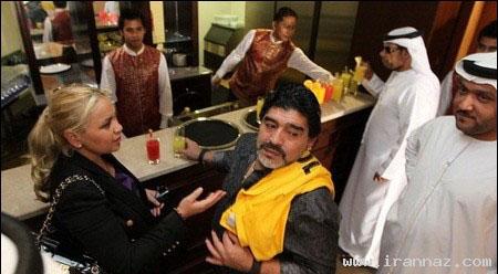 عکس های مارادونا با نامزد جدید و مانکن خود در دبی!