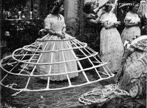 عکس هایی دیدنی از دامن خانم ها در 200 سال پیش