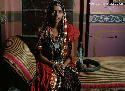ازدواج باورنکردنی یک دختر هندی با مار کبری +تصاویر