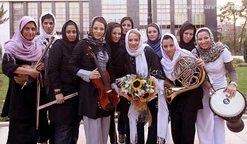عکس هایی از اولین گروه موسیقی دخترانه در ایران!!
