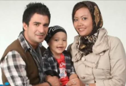 ازدواج یوسف تیموری با دختر تایلندی+عکس خانوادگی