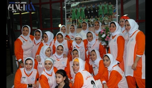 عکس های متفاوت بازیگران زن درباشگاه والیبال