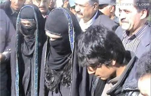 دستگیری شدن برخی از طالبان با لباس زنانه (عکس) دستگیری شدن برخی از طالبان با لباس زنانه (عکس)