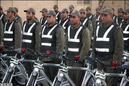 عکس هایی از پلیس دوچرخه سوار در تبریز